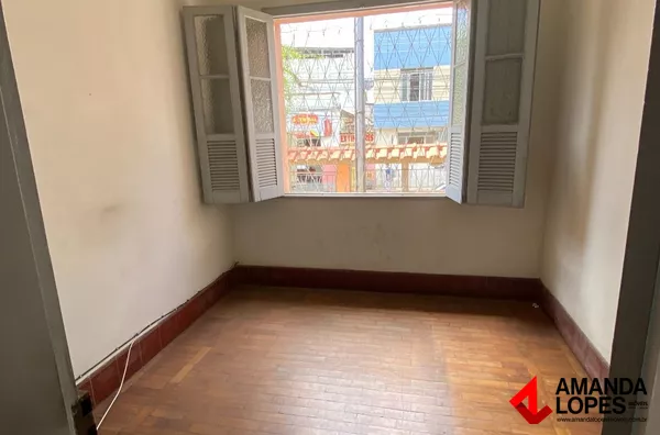 Casa Linear 4 qtos. no Manoel Honório 