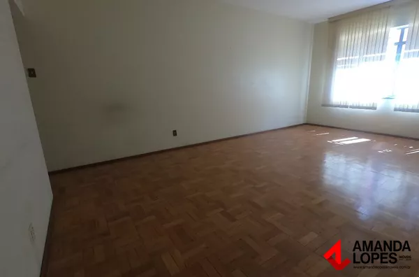 Apart. Duplex - 3 qtos. - Centro 