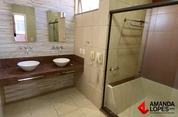 Apart. 3 Qtos. c/ Suíte - Centro 