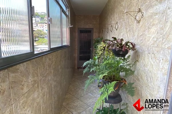 Casa Duplex 4 Qtos. no bairro Santa Luzia 