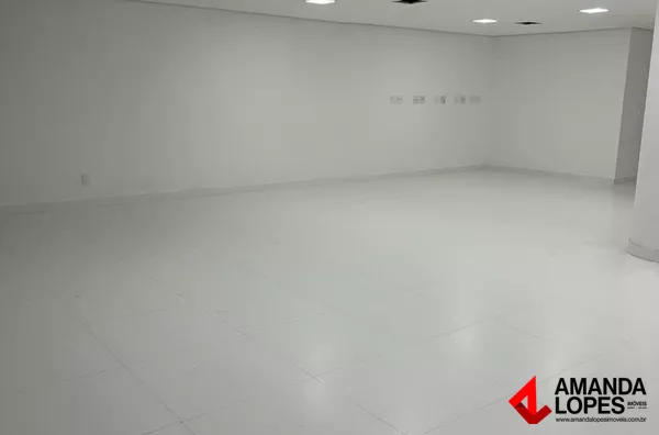 Loja c/ sobreloja no Calçadão da Rua Halfeld - Centro, Juiz De Fora