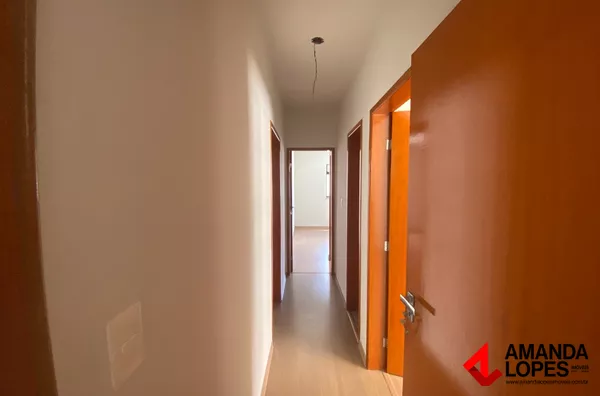 Cobertura Duplex 3 Qtos. c/ Suíte e 2 vagas no Centro