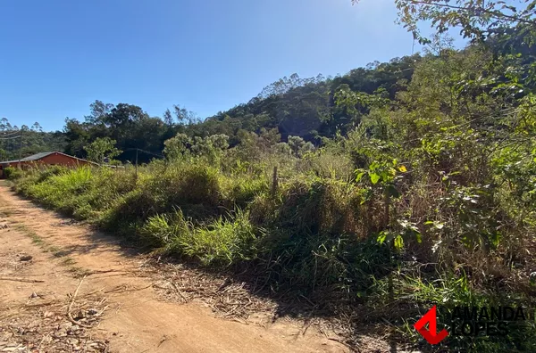 Terreno 7.000m² na Estrada de Chácara - Grama