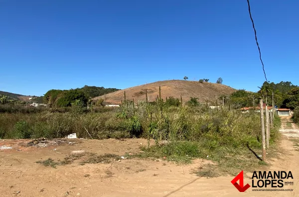 Terreno 7.000m² na Estrada de Chácara - Grama