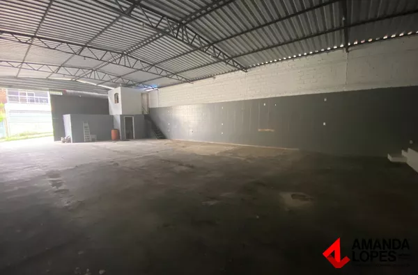 EXCELENTE GALPÃO PARA LOCAÇÃO – BAIRRO SANTO ANTÔNIO 