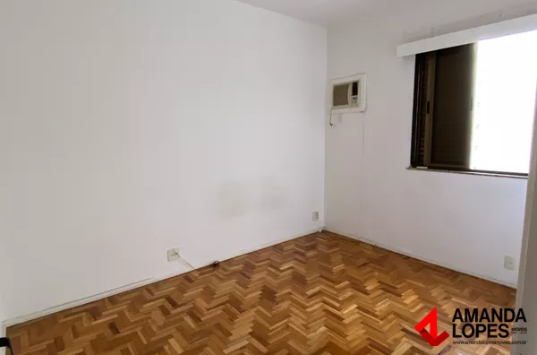 Apart. 3 Qtos. c/ Suíte - Centro 