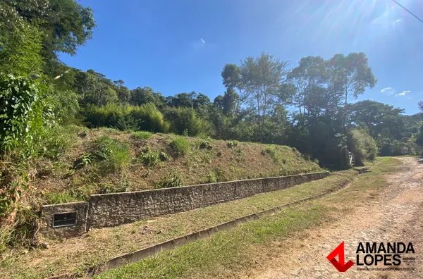 Terreno c/ 2 Platôs no Granjeamento Ribeirão do Carmo