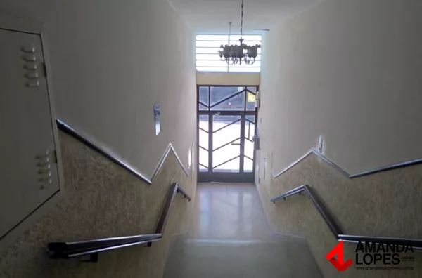 Apart. 2 Qtos. no Centro - Rua São João 