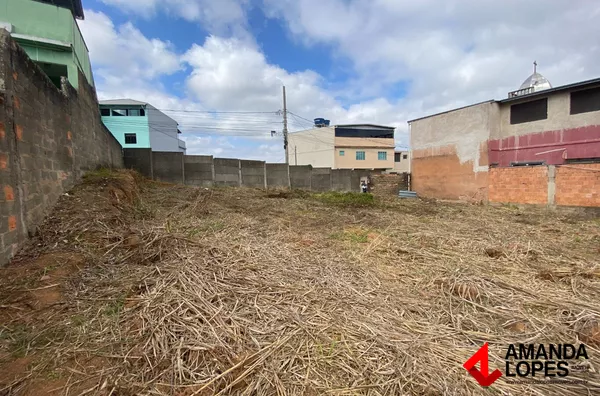 Lote Murado à Venda no Bairro Centenário – Juiz de Fora/MG