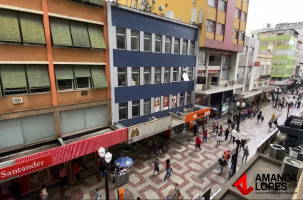 Apart. 3 Qtos. no Centro 