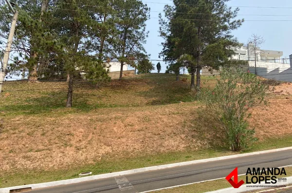 Terreno no Condomínio Spinaville, Juiz De Fora