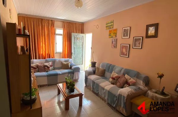 Casa Duplex 4 Qtos. no bairro Santa Luzia 