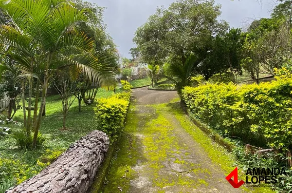 Granja c/ área total 4.800m - Casa 2 Qtos. c/ Piscina e Campo - Granjas Guarujá