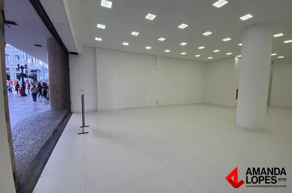 Loja c/ sobreloja no Calçadão da Rua Halfeld - Centro, Juiz De Fora