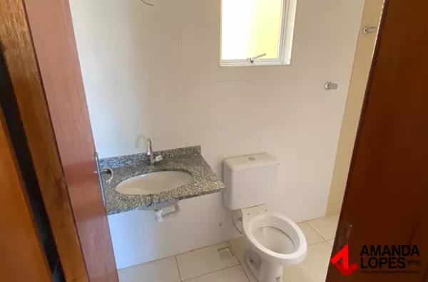 Apart. 2 Qtos. c/ Suíte e Sacada - bairro Laranjeiras