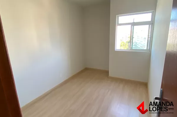 Apart. 2 Qtos. c/ Suíte e Sacada - bairro Laranjeiras