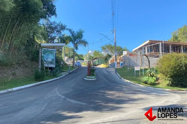 Lote no Condomínio Parque do Império 