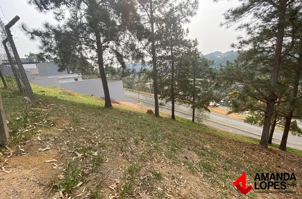 Terreno no Condomínio Spinaville, Juiz De Fora