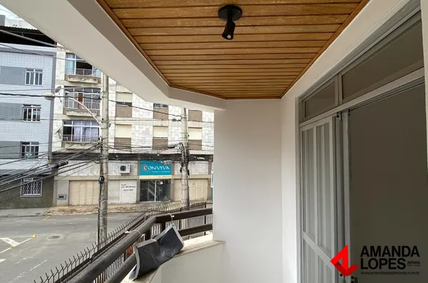 Apart. 2 qtos. Sala c/ Varanda e 1 Vaga - Alto dos Passos