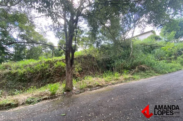 Terreno no Condomínio Parque das Palmeiras