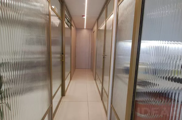 CONSULTÓRIO ODONTOLÓGICO DISPONÍVEL PRA LOCAÇÃO NA ÁREA CENTRAL DA CIDADE, VENHA CONFERIR.