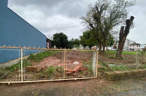 COMÉRCIO OU RESIDÊNCIA, NO MELHOR PONTO DA CIDADE