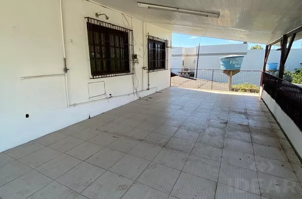 ESQUINA NOBRE NA CIDADE ALTA, PARA SEU FUTURO ESPAÇO DE NEGÓCIO