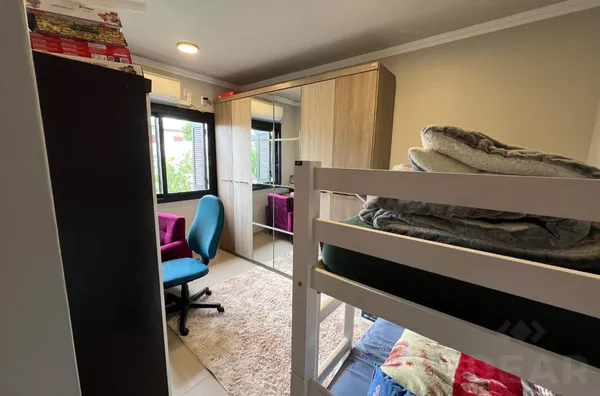 CASA COM SUÍTE, QUARTO SOLTEIRO, PISCINA E ESTRUTURA PARA QUIOSQUE - Foto 10