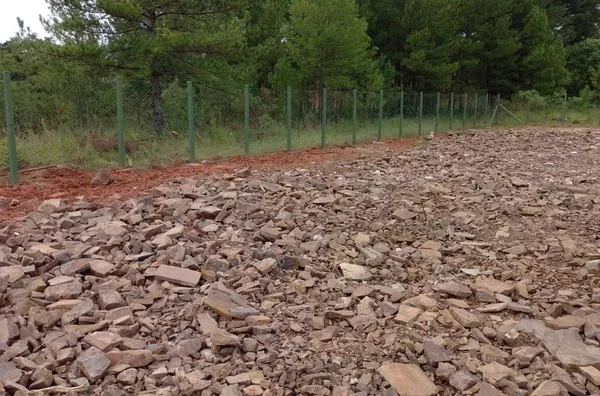 TERRENO COMERCIAL COM FLUXO INTENSO E VISIBILIDADE MÁXIMA
