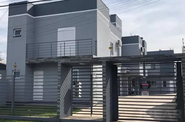 APARTAMENTO MUITO ACONCHEGANTE. E MELHOR!!! DE PORTA FECHADA