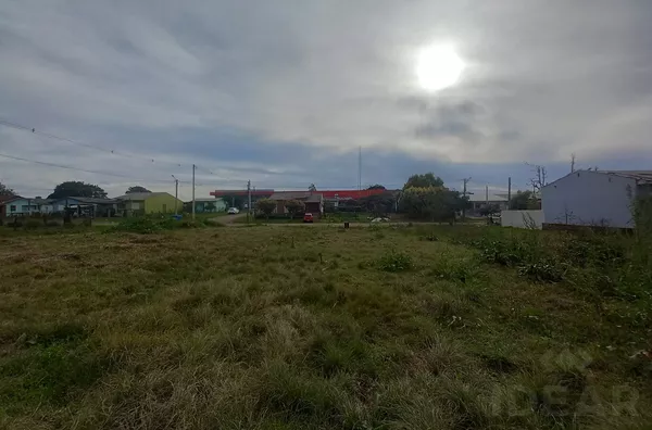 ESSE TERRENO, UM COM CERTEZA CABE NO SEU BOLSO