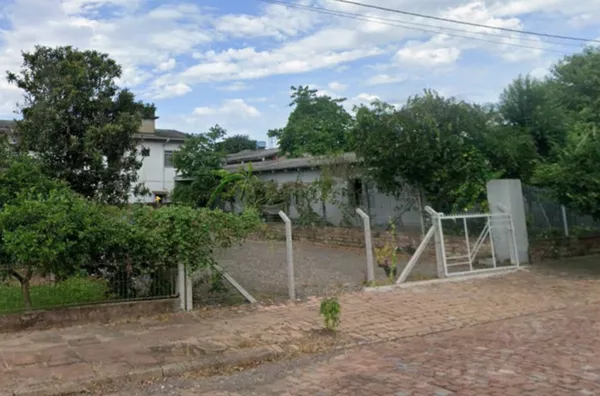 TERRENO DE 220m² NA CIDADE ALTA, AGUARDANDO VOCÊ!