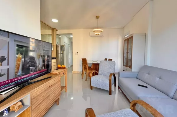 APARTAMENTO EM ÓTIMA LOCALIZAÇÃO, COM 2 DORMITÓRIOS
