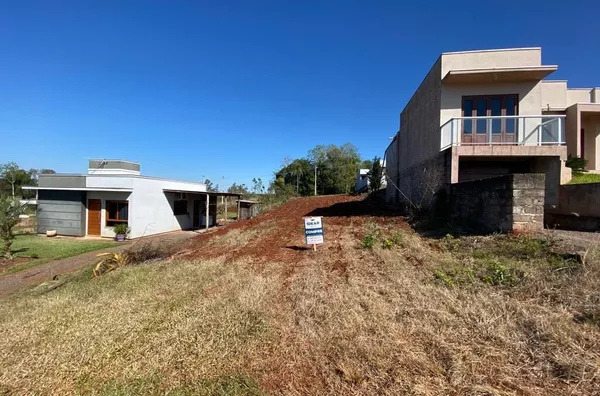 TERRENO NO LOTEAMENTO MACHRY, REGIÃO DE MAIOR EXPANSÃO