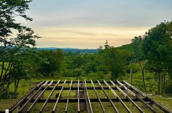 CHÁCARA COM ESTRUTURA FUTURA PRO TURISMO ou DESCANÇO FAMILIAR