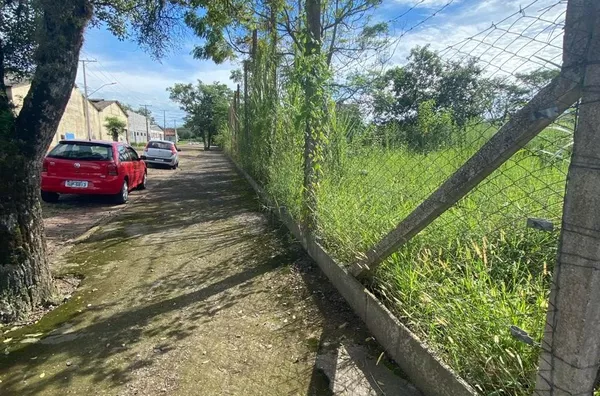 TERRENO DE ESQUINA, COM GRANDE POTENCIAL PARA GRANDES INVESTIDORES