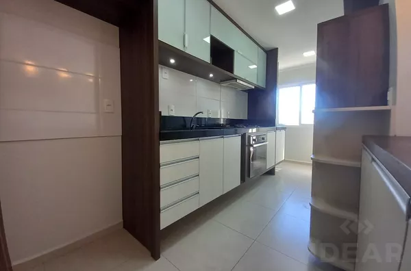 APARTAMENTO SEMIMOBILIADO EM REGIÃO DE MUITA TRANQUILIDADE