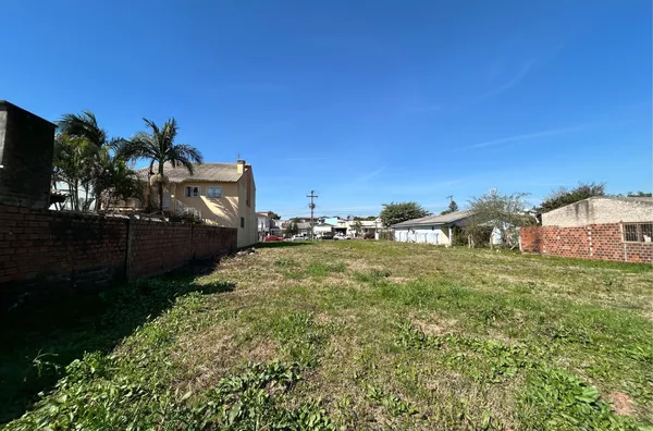 TERRENO EM EXCELENTE LOCALIZAÇÃO PARA COMERCIAL E RESIDENCIAL