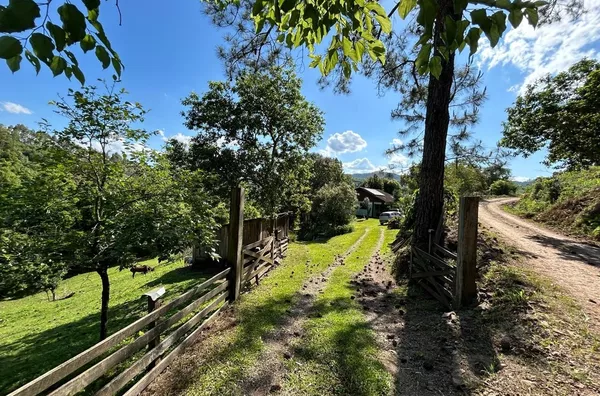 RECANTO IDEAL PARA A TRANQUILIDADE DE TODA A FAMÍLIA