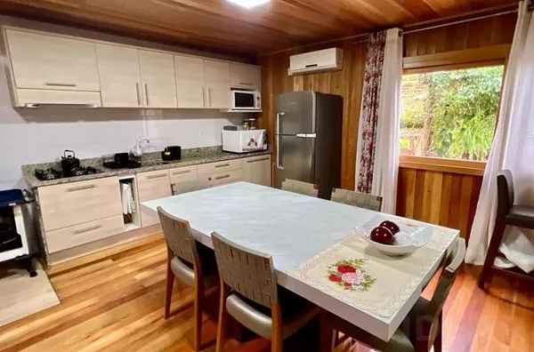 CHEGOU NO PARAÍSO! VENHA CONHECER ESSA LINDA CHÁCARA. TE AGUARDAMOS!