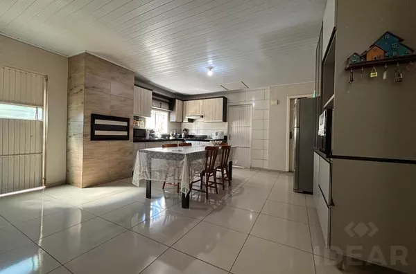 ÓTIMA CASA PARA DESFRUTAR COM A FAMÍLIA