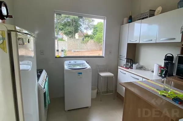 EXCELENTE CASA NO LOT ROSA, DE 2 DORMITÓRIOS E MUITO PÁTIO