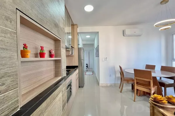 APARTAMENTO EM ÓTIMA LOCALIZAÇÃO, COM 2 DORMITÓRIOS - Foto 6