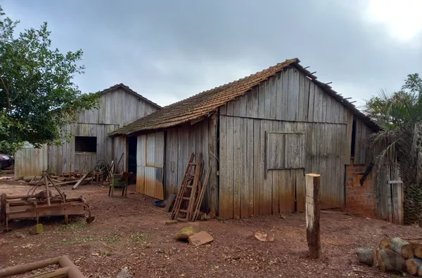 4,5ha DE ÁREA DE TERRA COM 50% SENDO DE PLANTIO