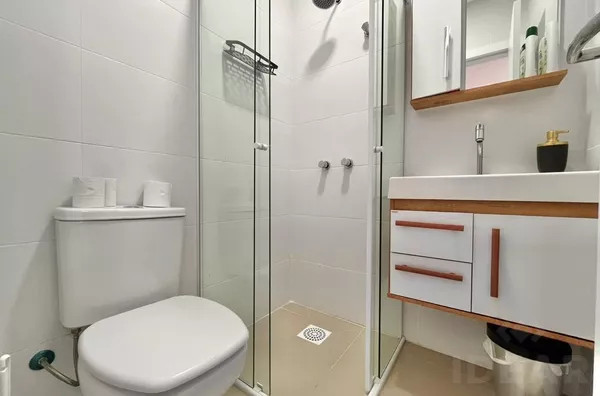 APARTAMENTO EM ÓTIMA LOCALIZAÇÃO, COM 2 DORMITÓRIOS - Foto 15