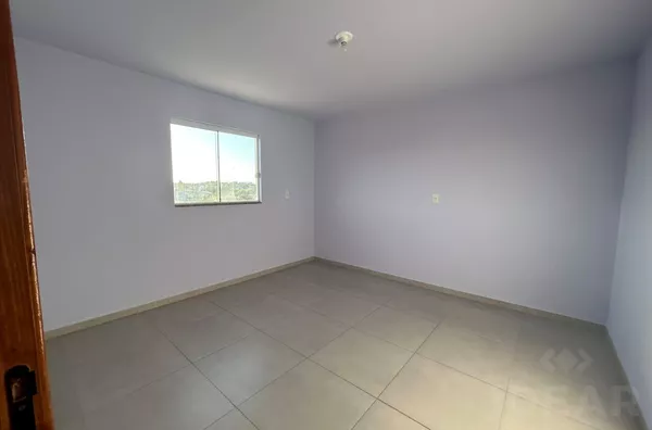 SOBRADO BEM LOCALIZADO COM GRANDE PÁTIO NOS FUNDOS E NA FRENTE - Foto 11