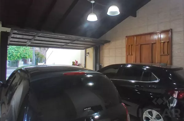 CASA DE 2 PISOS, COM 3 QUARTOS (1 suíte) A POUCO MINUTOS DO CENTRO - Foto 7
