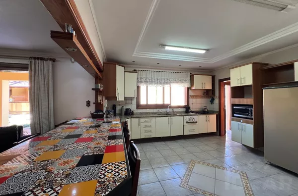 CASA DE 2 PISOS COM ÁREA COMERCIAL INTEGRADA - Foto 16
