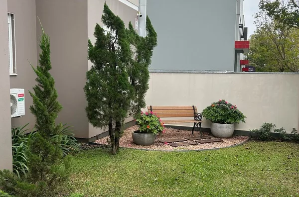 APARTAMENTO AMPLO E BEM LOCALIZADO, NO CENTRO DA CIDADE