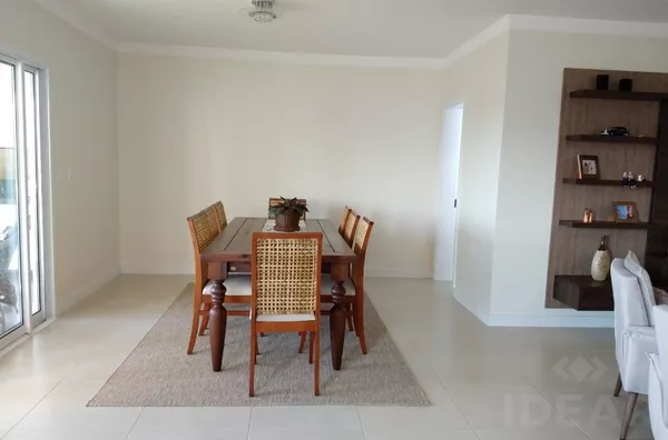 O PRAZER DE MORAR BEM, COM AMBIENTES AREJADOS E BEM ILUMINADOS